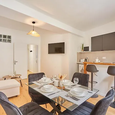 Apartment Center Of Paris